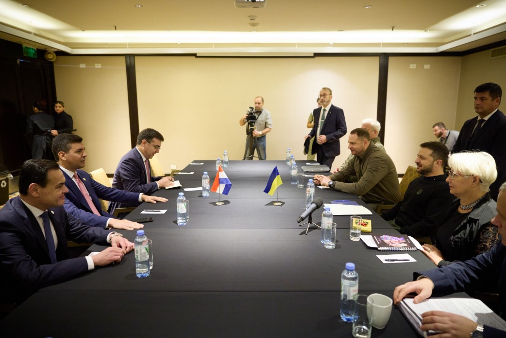 У Буенос-Айресі Президент України провів зустріч із Президентом Парагваю